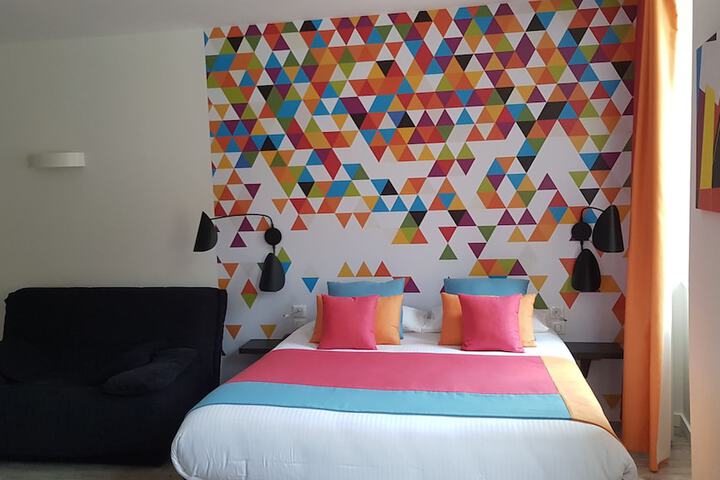 Room 11 of 63