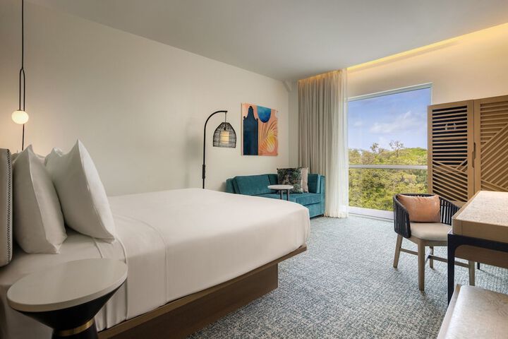 Room 21 of 63