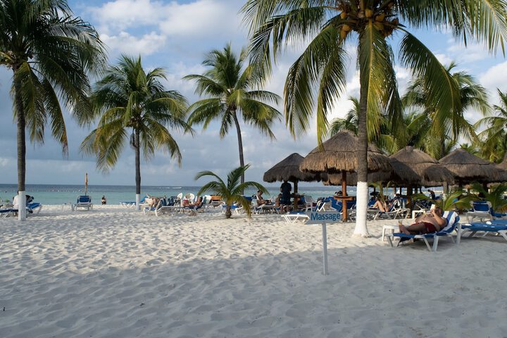 Beach 23 of 38
