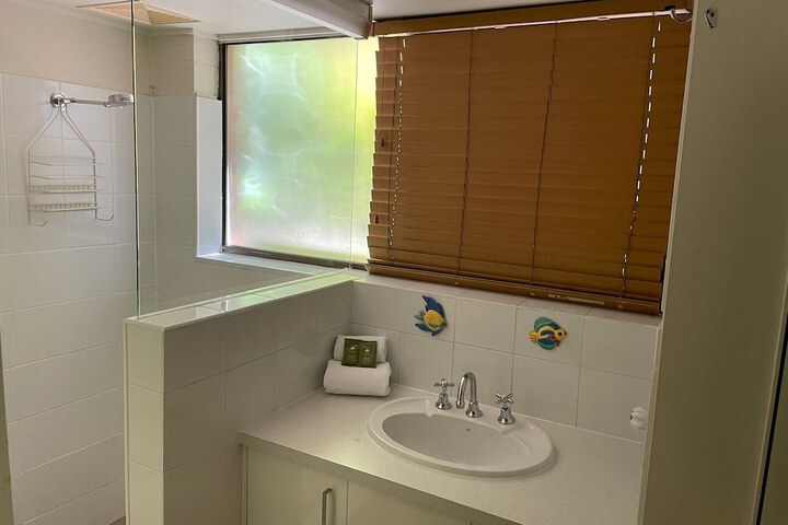 Room 6 of 6