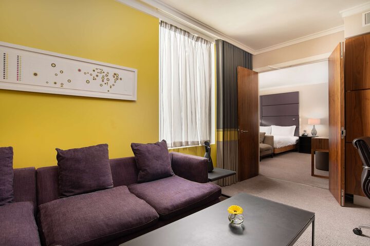 Room 26 of 103