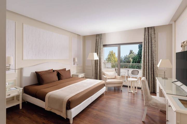 Room 15 of 140