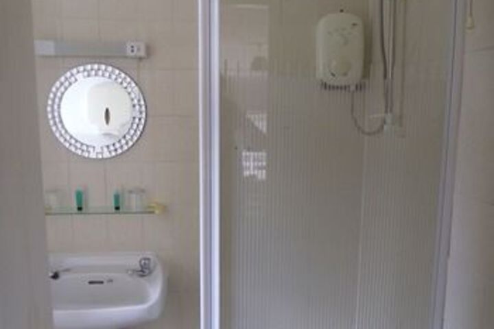 Room 2 of 16