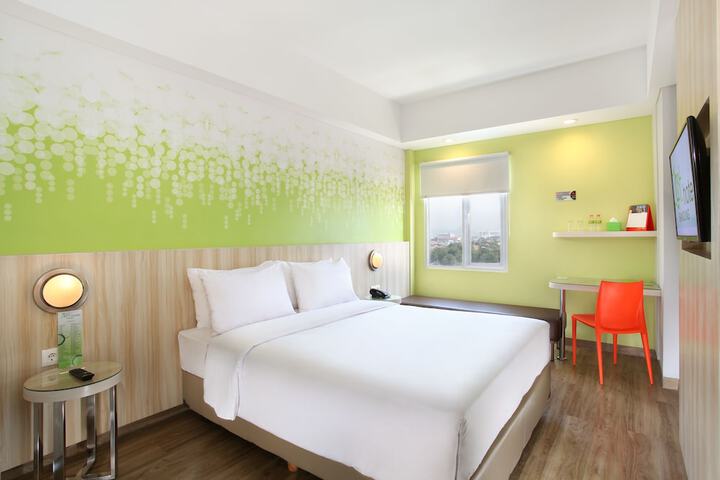 Room 15 of 54