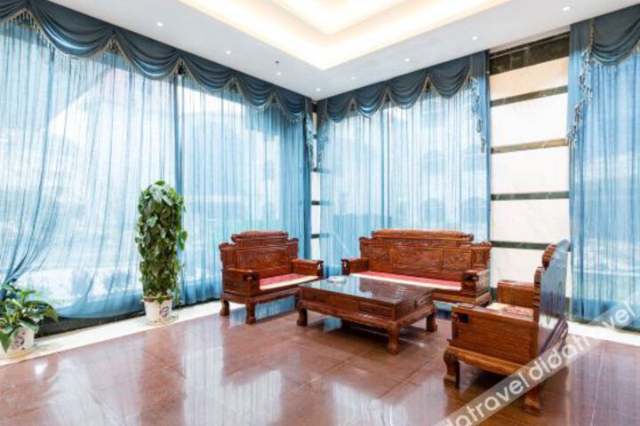 Hotel Interior 14 of 27