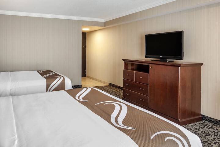 Room 13 of 65