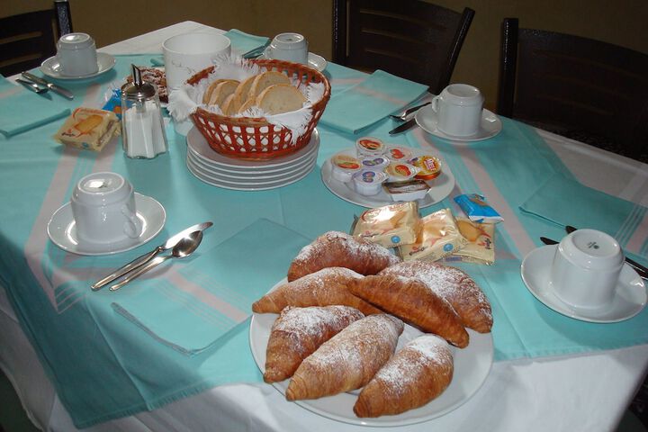 Breakfast/Coffee Service 40 of 56