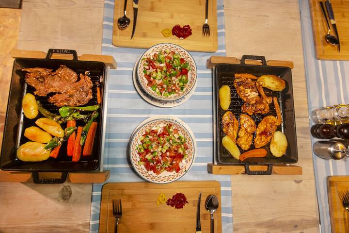 Dining 58 of 85