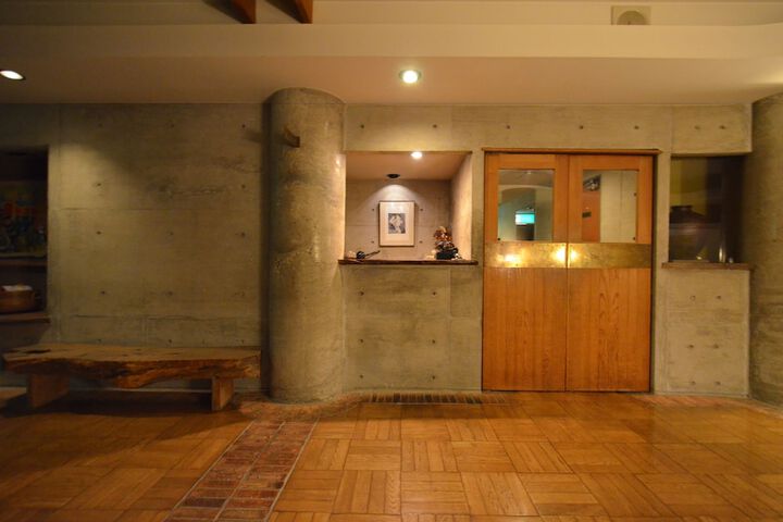 Hotel Interior 14 of 115