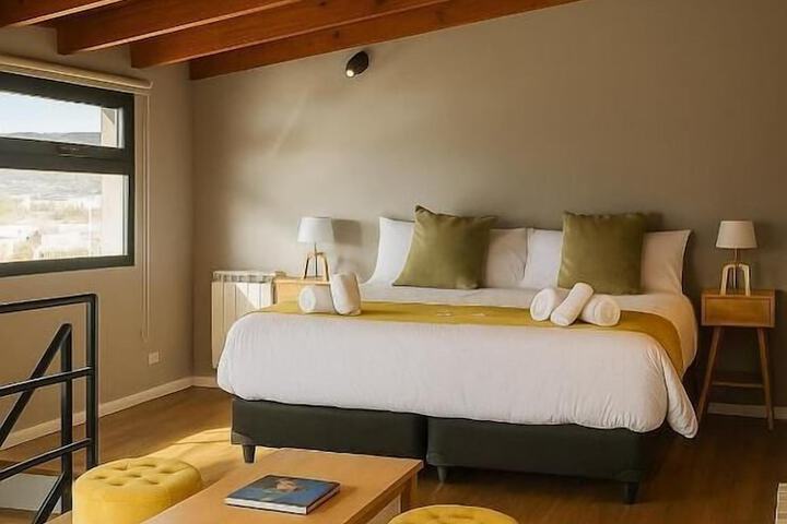 Room 4 of 43