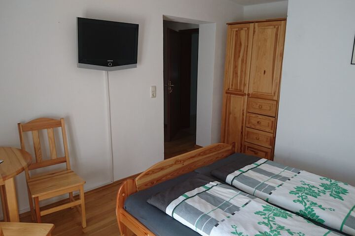 Room 30 of 63