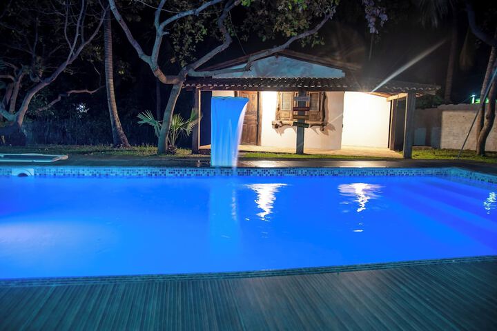 Pool 29 of 51