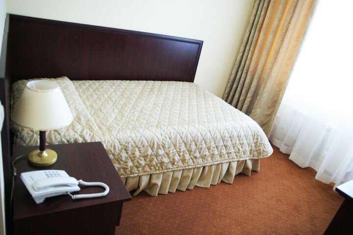 Room 4 of 43