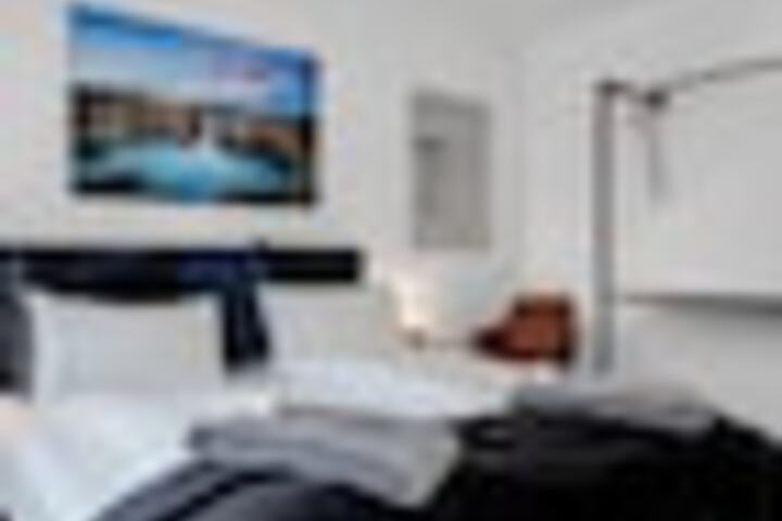 Room 77 of 219