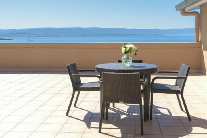 Terrace/Patio 141 of 145