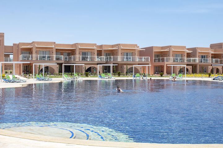 Pool 17 of 208