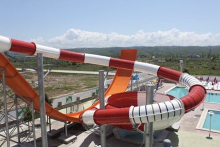 Pool 14 of 14