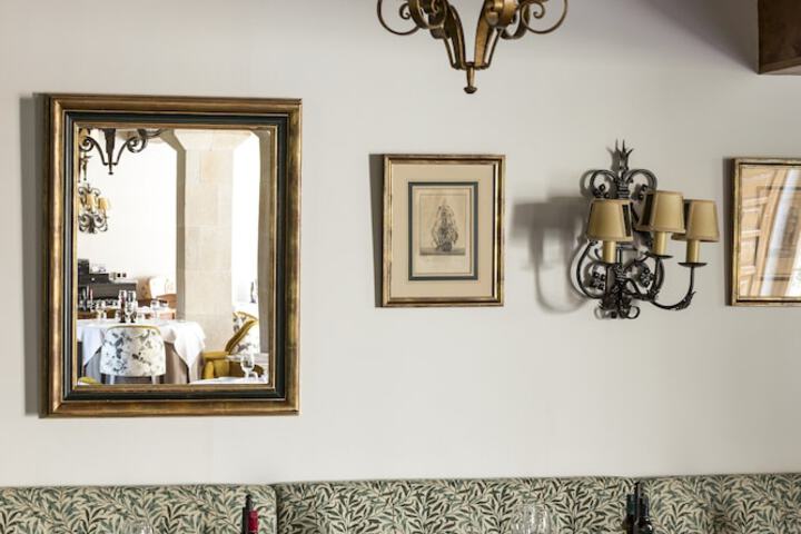 Dining Photos