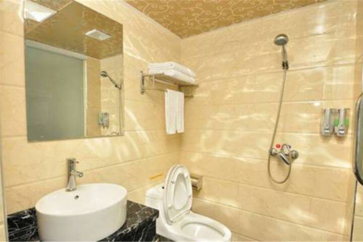 Room 1 of 15