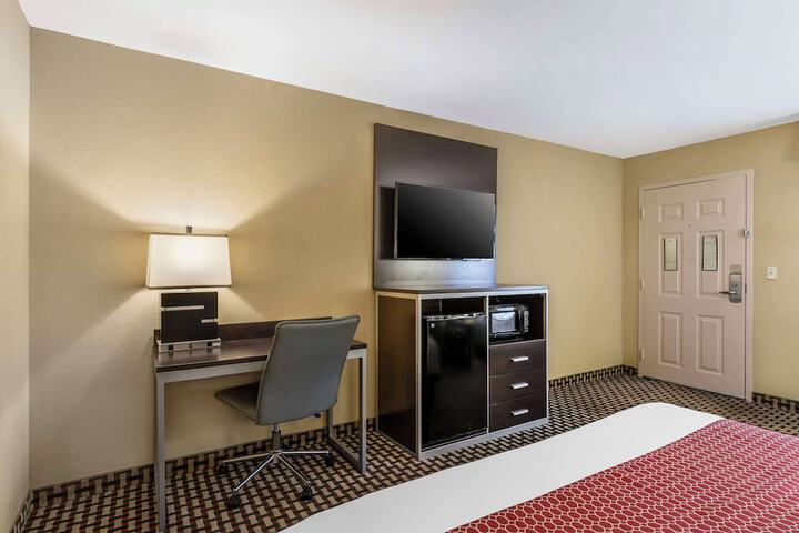 Room 14 of 29