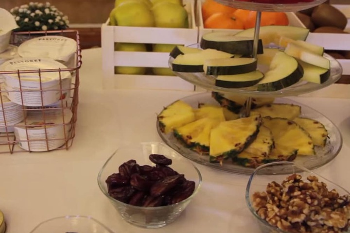 Breakfast buffet
