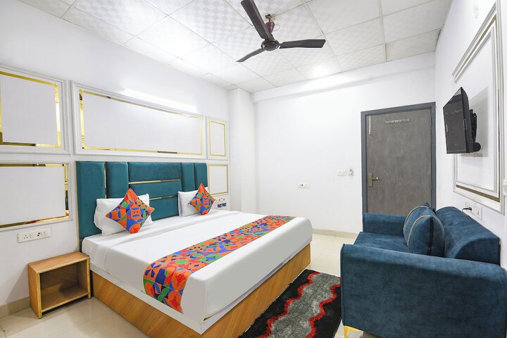 Room 16 of 29
