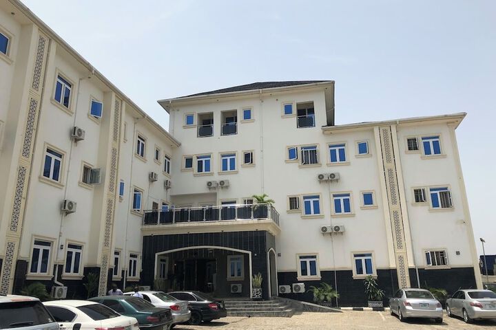 AJS Hotel & Suites