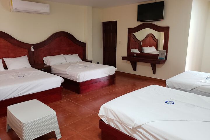 Room 8 of 43