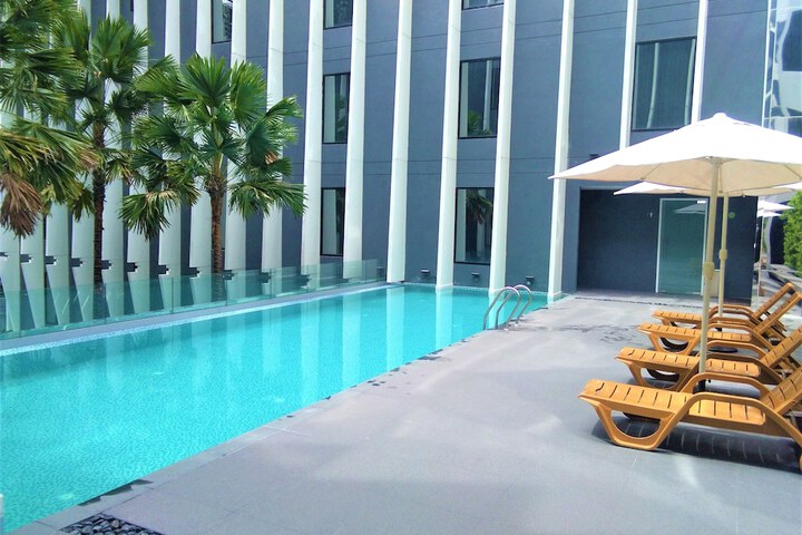 Pool 26 of 45