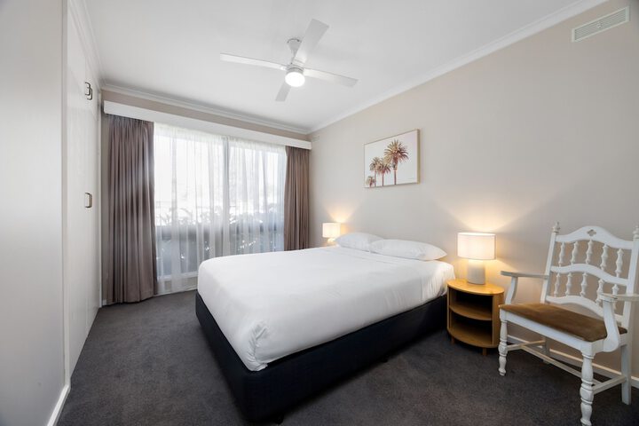 Room 19 of 73