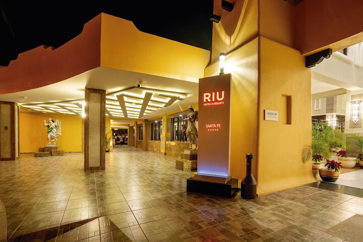 Hotel 2 of 113