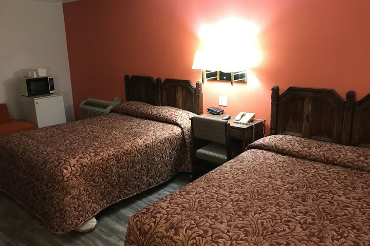 Room 3 of 9