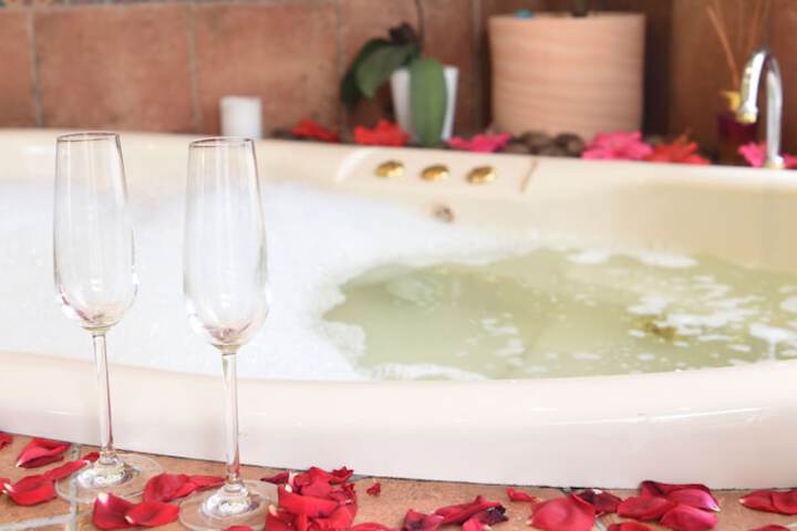Jetted tub