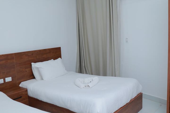 Room 14 of 48