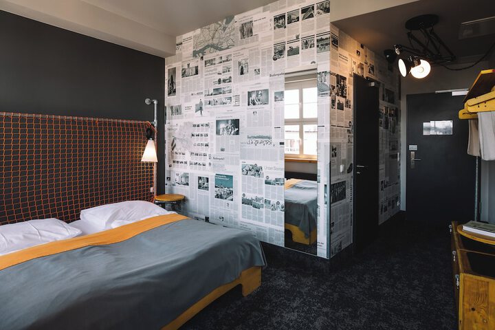 Room 43 of 75