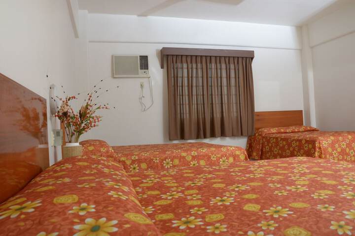 Room 5 of 22