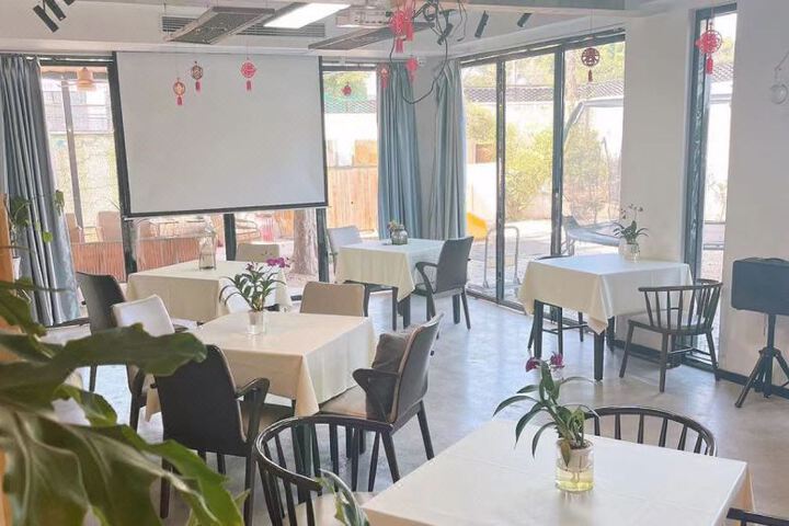 Primary Hotel