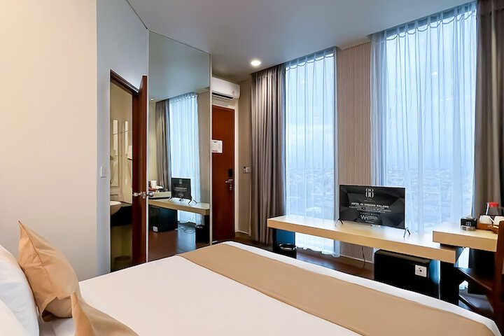 Room 6 of 39