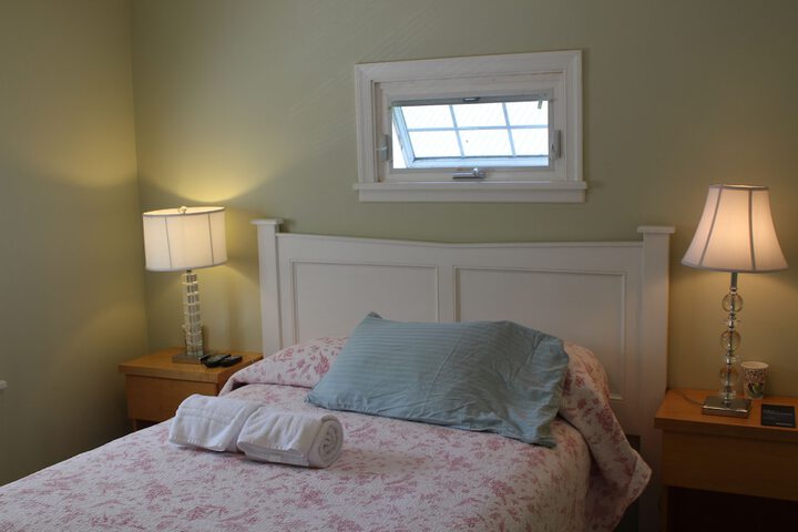 Room 11 of 110