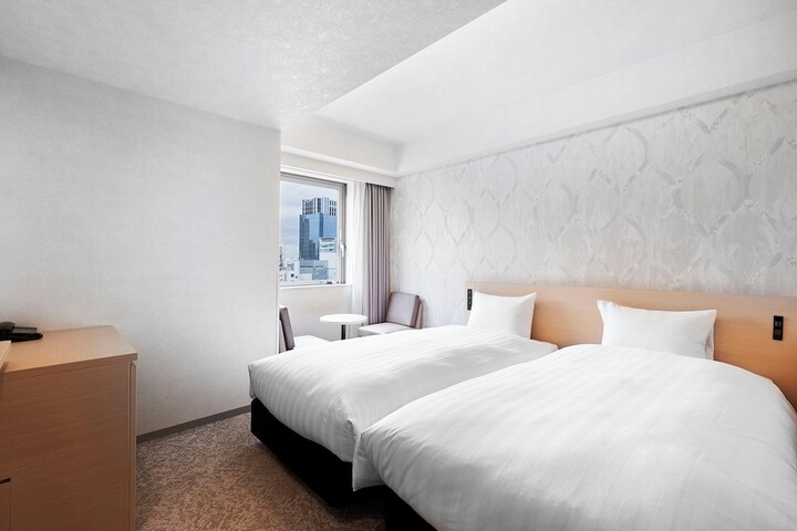 Room 14 of 48