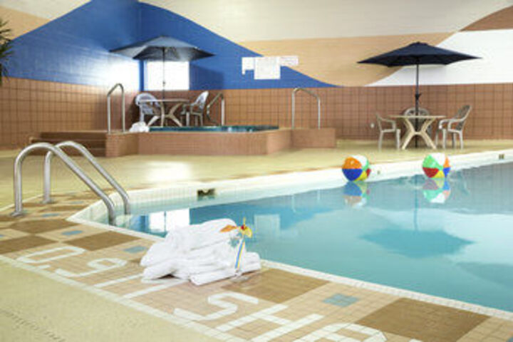 Pool 12 of 16