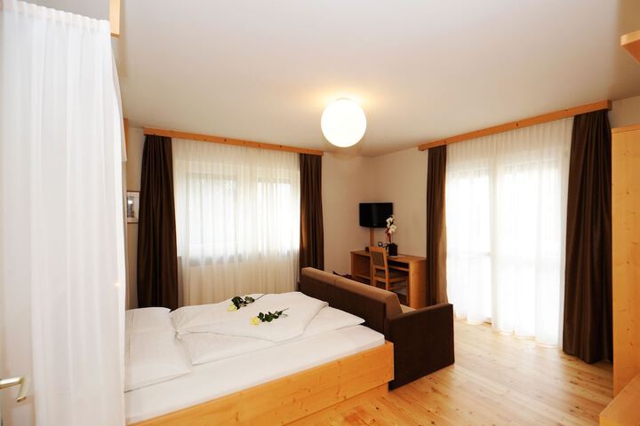Room 6 of 41