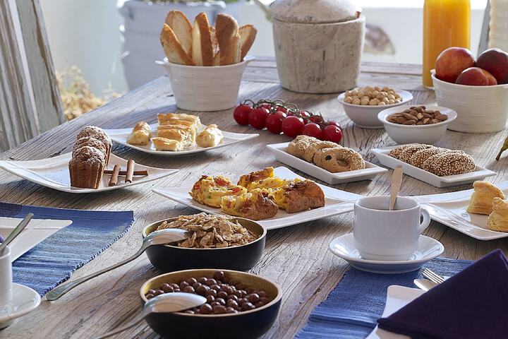 Breakfast/Coffee Service 217 of 254