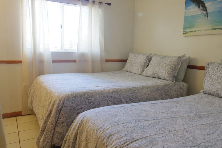 Room 2 of 25