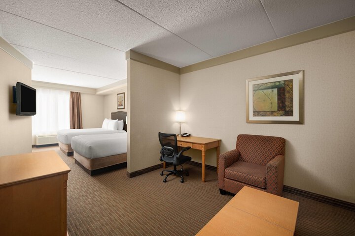 Room 36 of 95