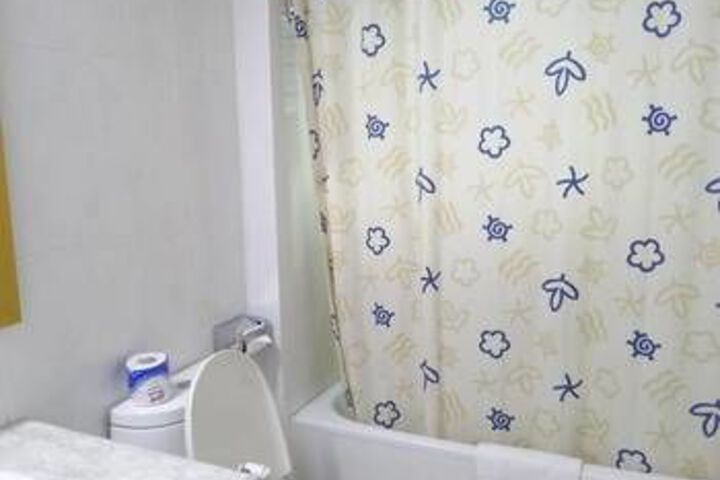 Room 6 of 29
