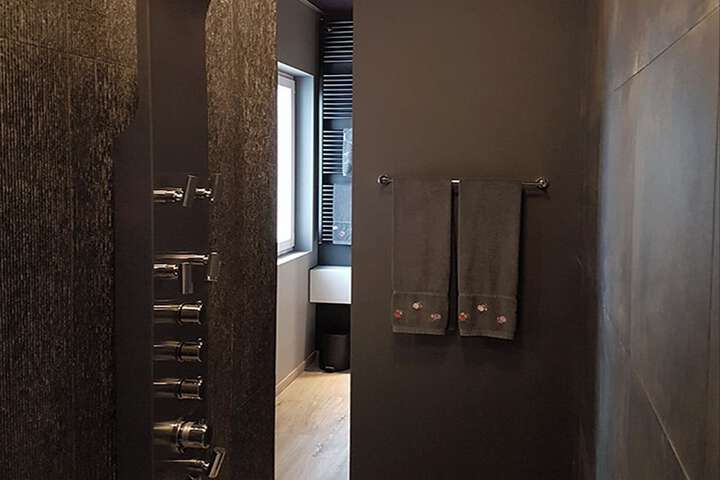 Room 45 of 64