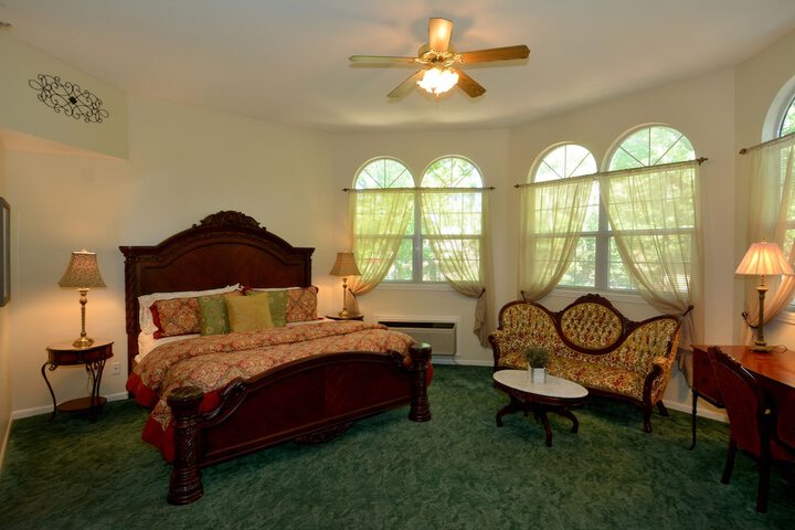 Room 15 of 41