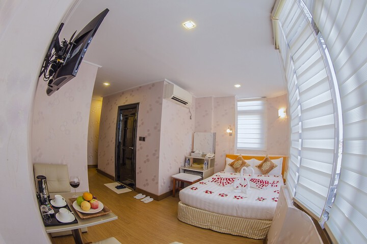 Room 7 of 40