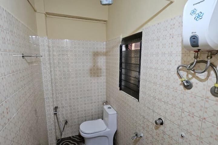 Room 15 of 30